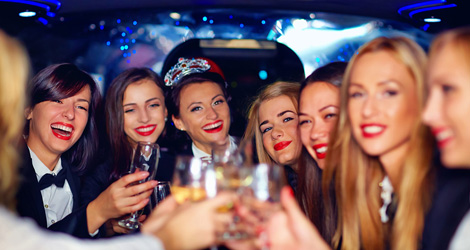 Use a Limo for Your Bachelor/Bachelorette Party in Toronto